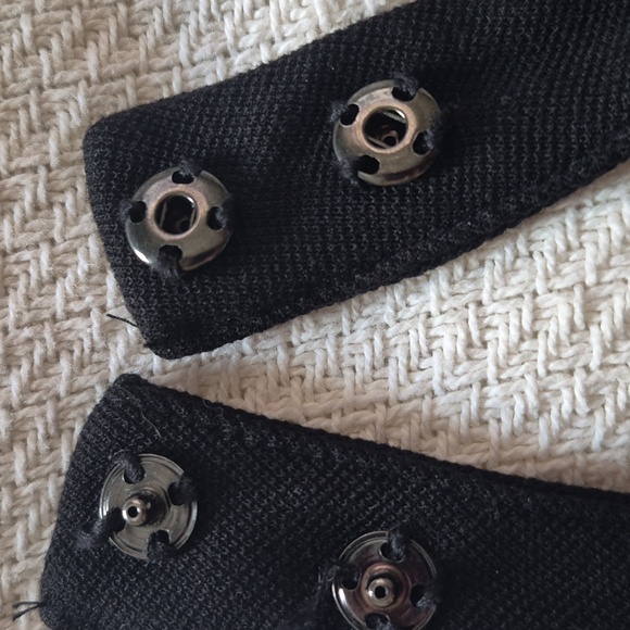 Ann Taylor Bellow Long Sleeve Unique Back Cutout Snap Closure Medium Petite - Picture 8 of 11